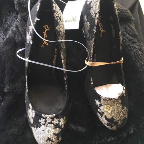 🕊Gold and silver floral print Qupid heels - Picture 2 of 2